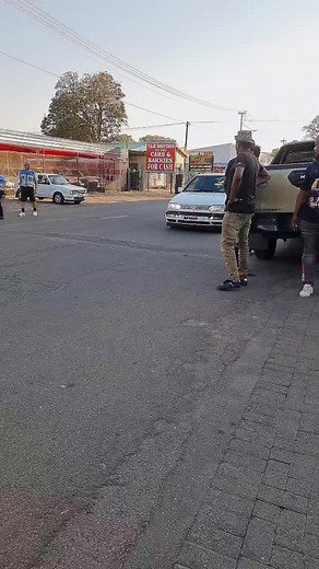 VW Golf VR6 2.8i for Sale - Fast and Sporty with Sound System