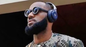 Social Media In Shock Over The Insane Cost Of LeBron James’ Pregame Outfit For NBA Opener, Which Was More Expensive Than A Car (PIC)