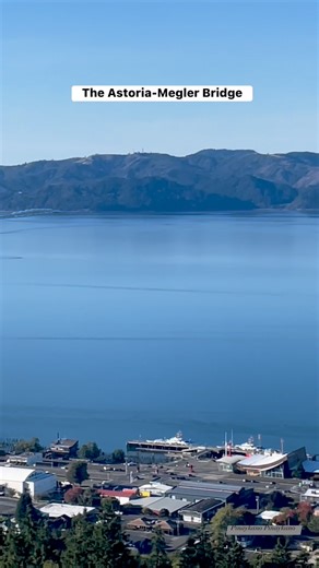 View of the Astoria-Megler Bridge and the Columbia River from the top of the Astoria Column #columbiariver #astoria #astoriameglerbridge #Oregon #roadtripusa | Pinaykano Pinaykano