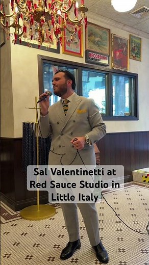 Sal Valentinetti live from Little Italy 🇮🇹 #nyc #italianamerican