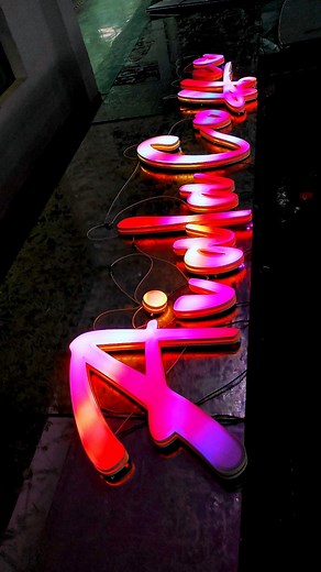 Do you know what is the popular LED signs technology in China? #sign #signage #design #signagedesign #ledsign #sourcefactory #logodesign | jlb sign