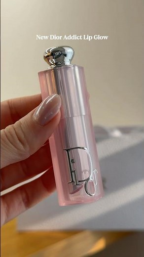 Dior addict lip glow 💖 why is this so pretty? 🎀 #dior #lipbalm #makeup #makeuplover #makeuplook