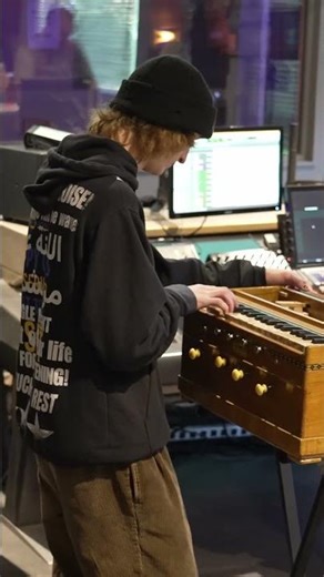 Using unique instruments for sound design? Harmonium? #audiotechnique #audioengineer