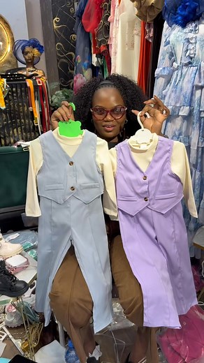 Kin/ kalamu sur prince kasavubu entre hôtel Picasso et la banque baobab dans l’immeuble carrefour de jeune | Mini rêve by Arcy