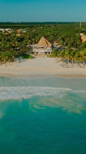Destination of the Week: Catalonia Playa Maroma 🌴 This isn’t just a getaway, it’s a reset. Where the ocean breeze feels like therapy, and every poolside moment is a mood. #Mexico #Caribbean Destino de la semana: Catalonia Playa Maroma 🌴 Esto no es solo una escapada, es un reset total. Donde la brisa del mar se siente como terapia, y cada momento junto a la alberca es un mood. | Catalonia Hotels & Resorts