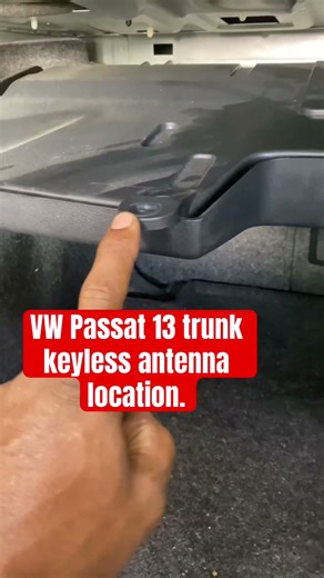 VW Passat keyless antenna.