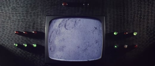 Quatre, trois, deux, un, objectif Lune ou