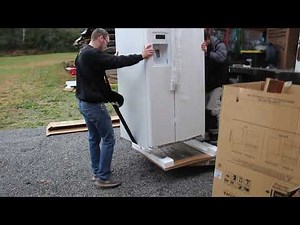 Using a shoulder dolly (furniture lift straps)