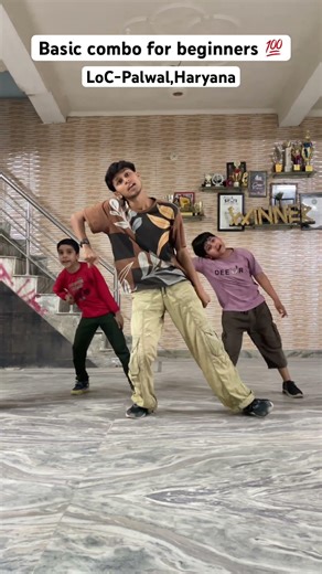 Aao or sikh lo 💯#dance#shorts#beginners#shorts#tutorial#basic#steps#subscribe#save#hiphop