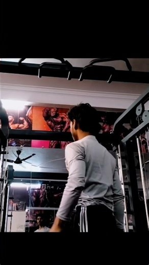 one hand pull up 💪 arms workout #gym workout