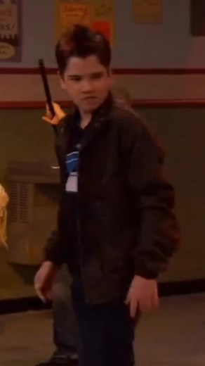 Baile de Freddie Benson en iCarly: Escenas Graciosas