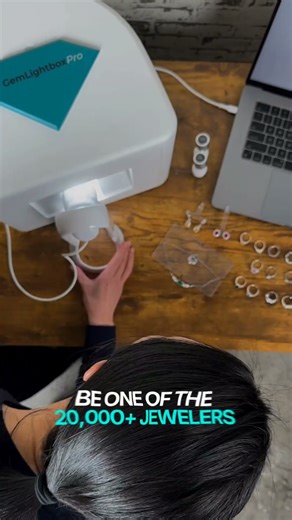 💎 GIVEAWAY ALERT — Win a GemLightbox Pro!