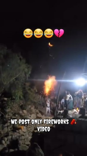 Fireworks_fail_video on Instagram: "Follow (us) for more @fireworks_fail_video 🧨 . . Via : dm for credits #fail #fireworks #firework #fireworkfail #diwali #happydiwali #diwali2024 #deepavali #diwali #happydiwali #festival #india #diwalivibes #indianfestival #festivaloflights #celebration #love #festiveseason #diwalidecorations #diwaligifts #viralreelsvideo❤️ #indian"