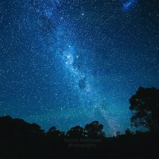 Starry Night Timelapse in Bright, Victoria, Australia
