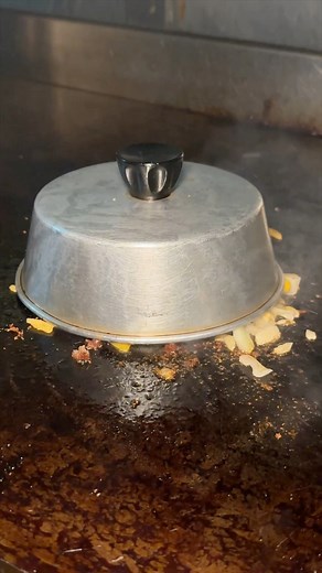 233K views · 969 reactions | Have you DEVOURED the Long Island Chop Cheese Burger from Rust & Gold in Huntington, NY?!  SO good. #DEVOURPOWER | DevourPower | Facebook