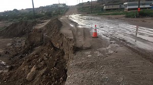 26K views · 544 reactions | Stephanie Guadian KVIA ABC-7 and Photojournalist Johnny Munoz captured these images in Clint, Texas this evening. The storm and ensuing mudslide devastated a neighborhood. COMPLETE COVERAGE ON ABC-7 AT 10: www.kvia.com/livestream | KVIA ABC-7 | Facebook
