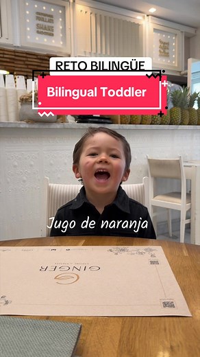 Cómo criar a un niño bilingüe: hablar español a mamá y inglés a papá