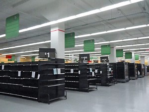 A Look Inside the New Walmart