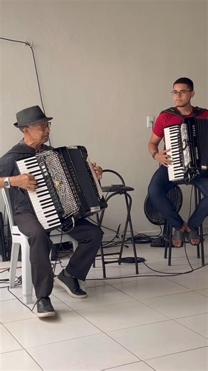 Hidelbrando do Acordeon é Miguel Moura