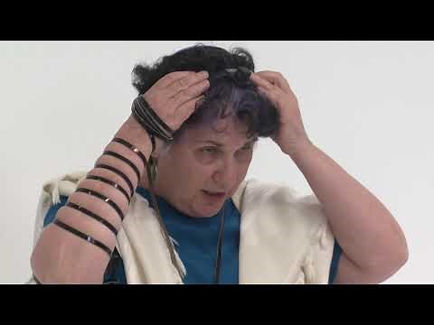 How to Put on Tefillin Ashkenazi Style for Left Handers - All Genders Wrap