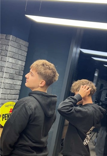 Taper Fade Haircut Techniques for Barbers in Poland