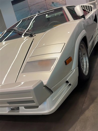 The original Lamborghini Countach is not just a car — it’s a revolution on wheels. When it appeared in the early 1970s, the Countach looked unreal. Sharp lines, a radical wedge shape, and proportions that felt more like a concept car than a production model. While the automotive world played it safe, Lamborghini went all in on boldness and shock value. Designed by Marcello Gandini, the Countach introduced the legendary scissor doors, instantly becoming a symbol of excess and pure automotive dram