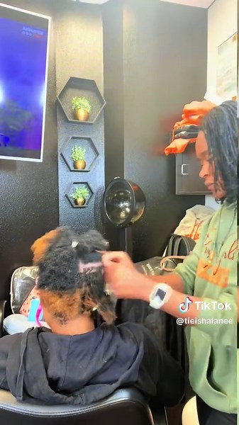 Microlocs Installation for 4C Hair: Step-by-Step Guide