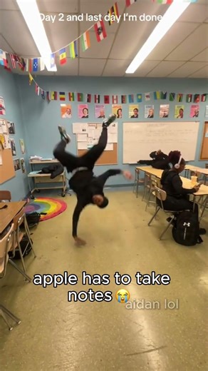 Apple Has To Take Notes🥀😭#funny #fails #memes #apple