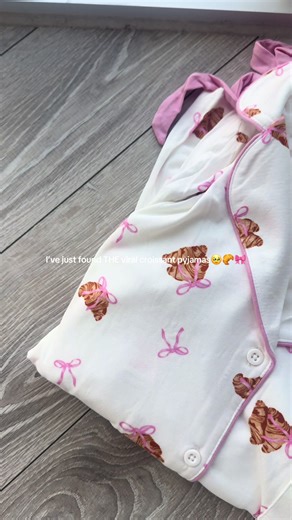 My new FAVE pyjamas😭😭😭😭