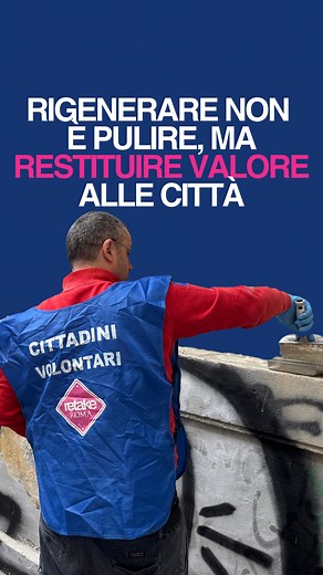 Ci sono gesti che non fanno rumore, ma lasciano tracce. Non è volontariato “eroico”, è normalità che diventa bellezza: persone che si prendono cura di ciò che condividono. Senza proclami, senza ritorni. La città cambia così - lentamente, ma per sempre. | Retake