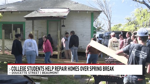 Nehemiah's vision: Student volunteers spend their spring break repairing homes