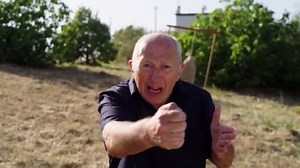 Mike Loades Tests Iconic Weapons Of The Peninsular War!