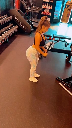 Jackie Guerrido on Instagram: "Working out is not just a physical journey. Each moment brings you closer to the strength and clarity within. El ejercicio no es solo un viaje físico. Cada momento te acerca más a la fuerza y claridad interior."