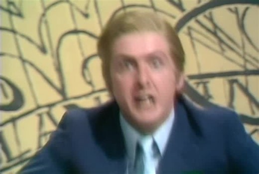 ▶️ The Money Programme - The Complete Monty Python's Flying Circus 16 Ton Megaset: Disc 9