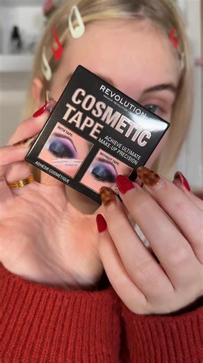 meg on Instagram: "𝐜𝐚𝐧𝐝𝐲 𝐜𝐚𝐧𝐞 𝐥𝐚𝐧𝐞♥️🤍💌 day 2/12 eeeeeeek this was super satisfying to just draw a bunch of red lines on my face lol. i love meself a candy cane look🤭 𝐦𝐢𝐛: @mcroft07 . PRODUCTS USED: @nyxcosmetics_uk plump right back primer @rimmellondon multi tasker better than filters @hnbcosmetics soft focus airbrush concealer in shade “sf0.5” @lauramercier translucent setting powder @morphebrushes_uk sudden heat creamy bronzer stick in shade “flicker” @bperfectcosmetics fahr