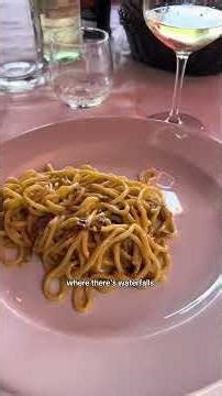 A fun day trip to Tivoli from Rome, Italy #italytravel #rometravel #tivoli