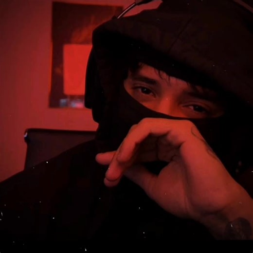 Sonhando com o Biker: Uma Noite de Pensamentos