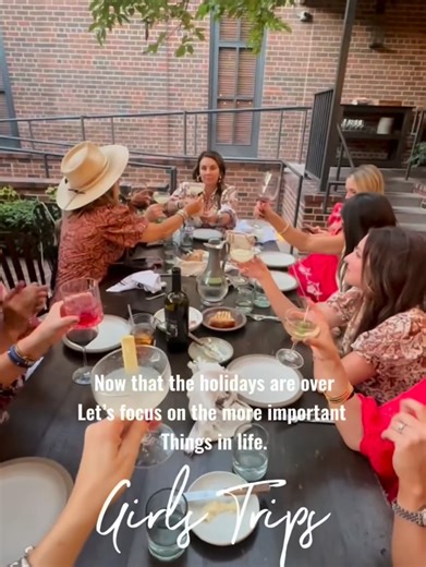 Allison Jones | Travel Agent on Instagram: "Girls Trip Math 27 unworn outfits + 100s of stories + countless laughs + 15 inside jokes + 0 Children +1 Travel Agent = 0 Regrets #travelagent #travelagentsofinstagram #ɢɪʀʟsᴛʀɪᴘ #travelconsultant #travelgram"