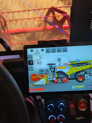 Découvrez Farming Simulator avec Fanatec