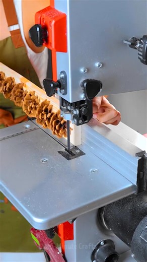 From forest to fashion 🌿 DIY Pinecone handbag 👜 | 5-Minute Crafts GIRLY