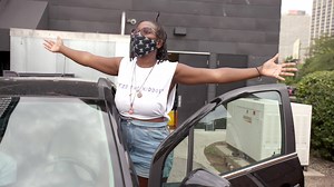 881K views · 10K reactions | "She's all over the city taking care of Chicago's kids and Chicago's homeless." Chef Chanell is cooking for thousands of people for free.  | Humankind | Facebook