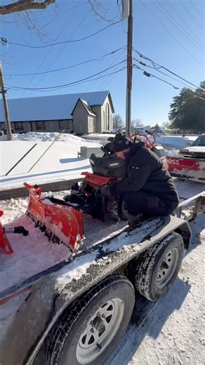 Single digit temps got the crew frozen 🥶 #thatlawndude #snowremoval #mannequinchallenge