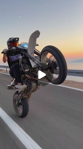 Lukii.wbg | Supermoto | Lifestyle | Motorsport | on Instagram: "Can’t wait for the summer rideouts!😍 #motorcycle #wheelie #supermoto #ktm #4stroke #2stroke #grenzgaenger #ktmexc"