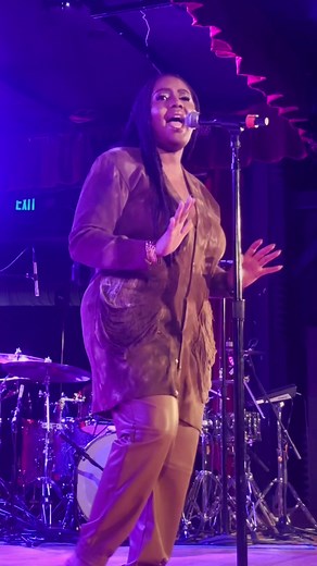 Lalah Hathaway Pays Tribute to Anita Baker at City Winery Concert