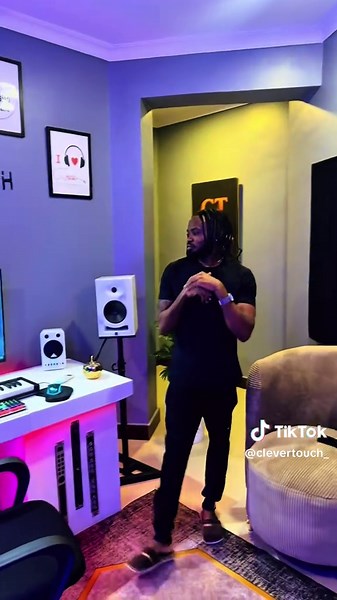 🕷️🌑♟️💣 #producer #tik_tok #tiktok #foryoupage #trending #musica #fypシ゚viral #foryou #entertainment