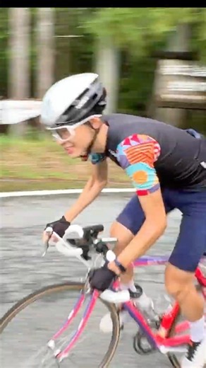 Why are the brake levers different on each side!? #roadbike