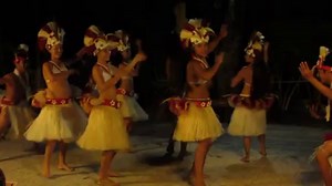 Tahitian dancing MaiTai, Bora Bora - Vidéo Dailymotion