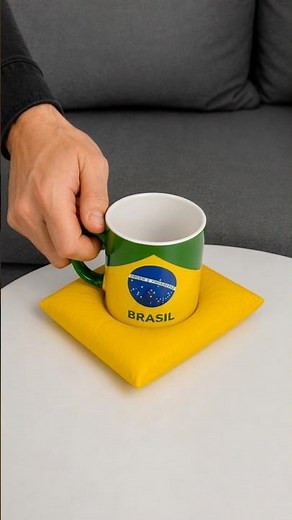 How to make a beautiful coaster with plaster.