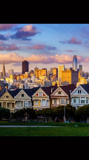 3.7K views · 119 reactions | last night the famous painted Ladies in San Francisco, we got lucky with a beautiful magenta sky | photoserge.com | Facebook