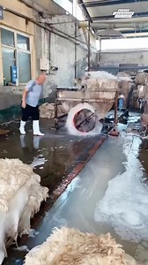 This is how your wool blanket was made 🦙 #worldcountrysidelifevlog #WoolBlanket #HandmadeWithLove #CraftingJourney DISCLAIMER NO COPYRIGHT INFRINGEMENT INTENDED. | World Countryside Life Vlog